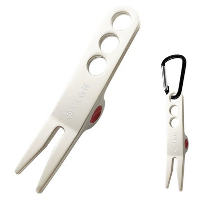 3 Holdes Golf Divot With Carabiner